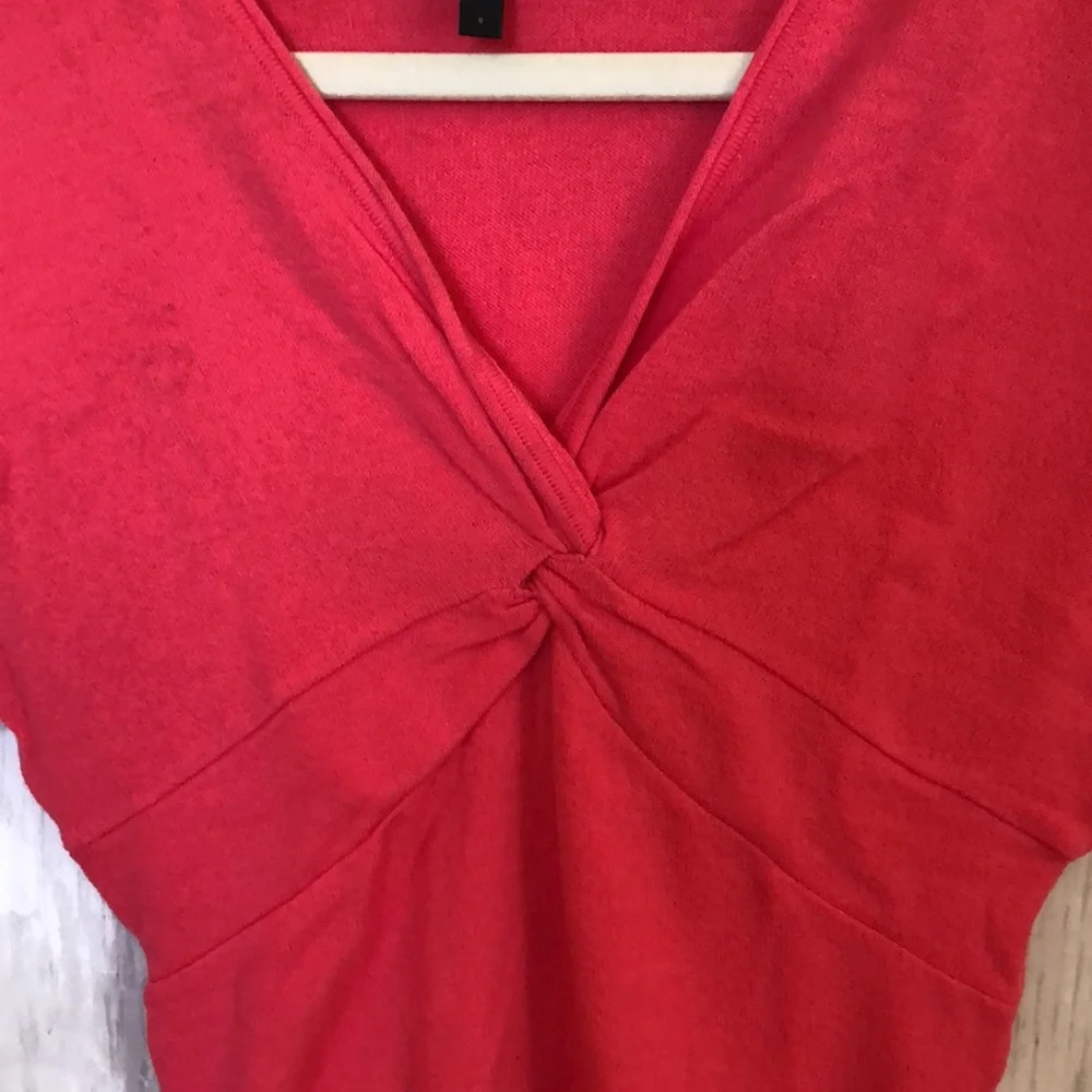 BCBG top, size small - Picture 3 of 5
